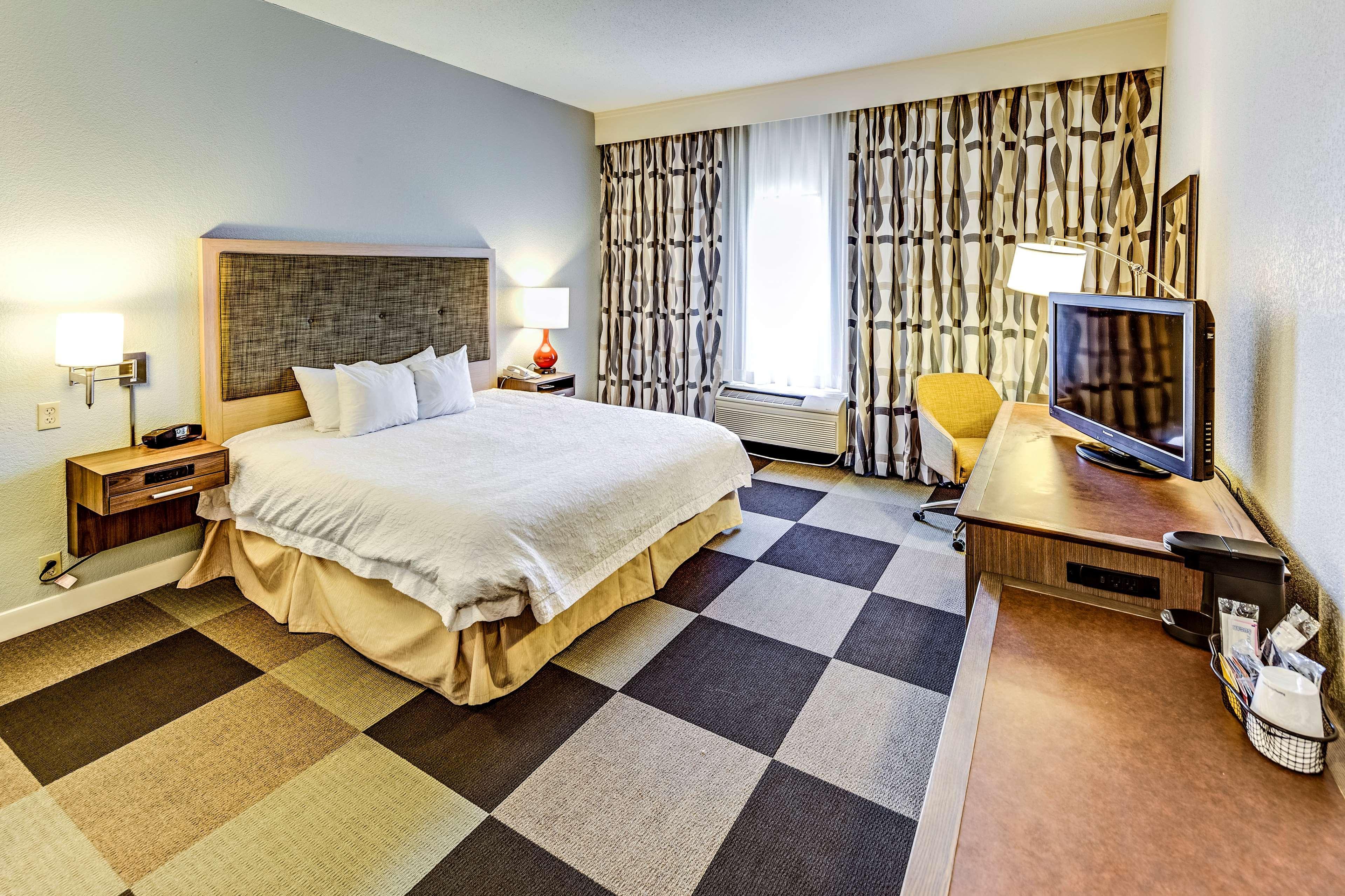 Hampton Inn Columbus I-70E/Hamilton Road Exterior foto